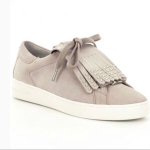 Michael Kors “Keaton Kiltie” Taupe Suede Leather Sneakers size 6!